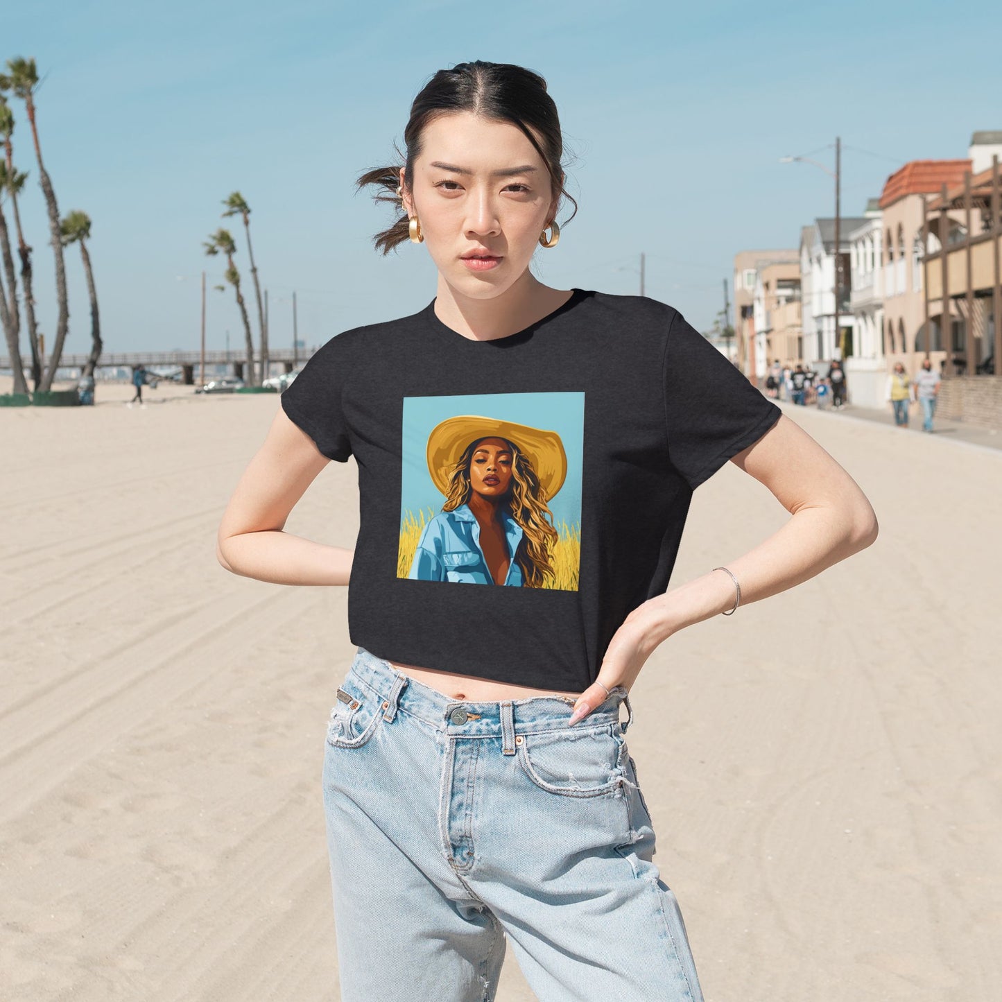 Bey collection : Women's Flowy Cropped Tee